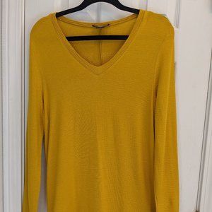 Mustard Yellow Sweater Women's Small Adrianna Papell